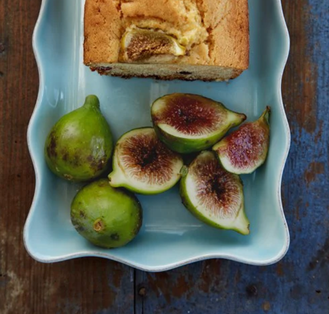 Serving Trays & Bowls