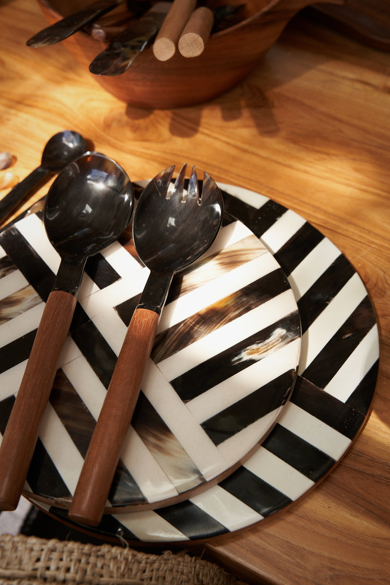 Rounded Horn Tray, Medium