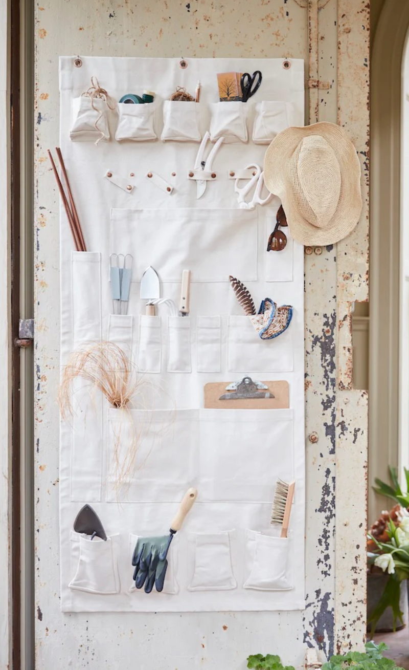 Canvas wall organizer